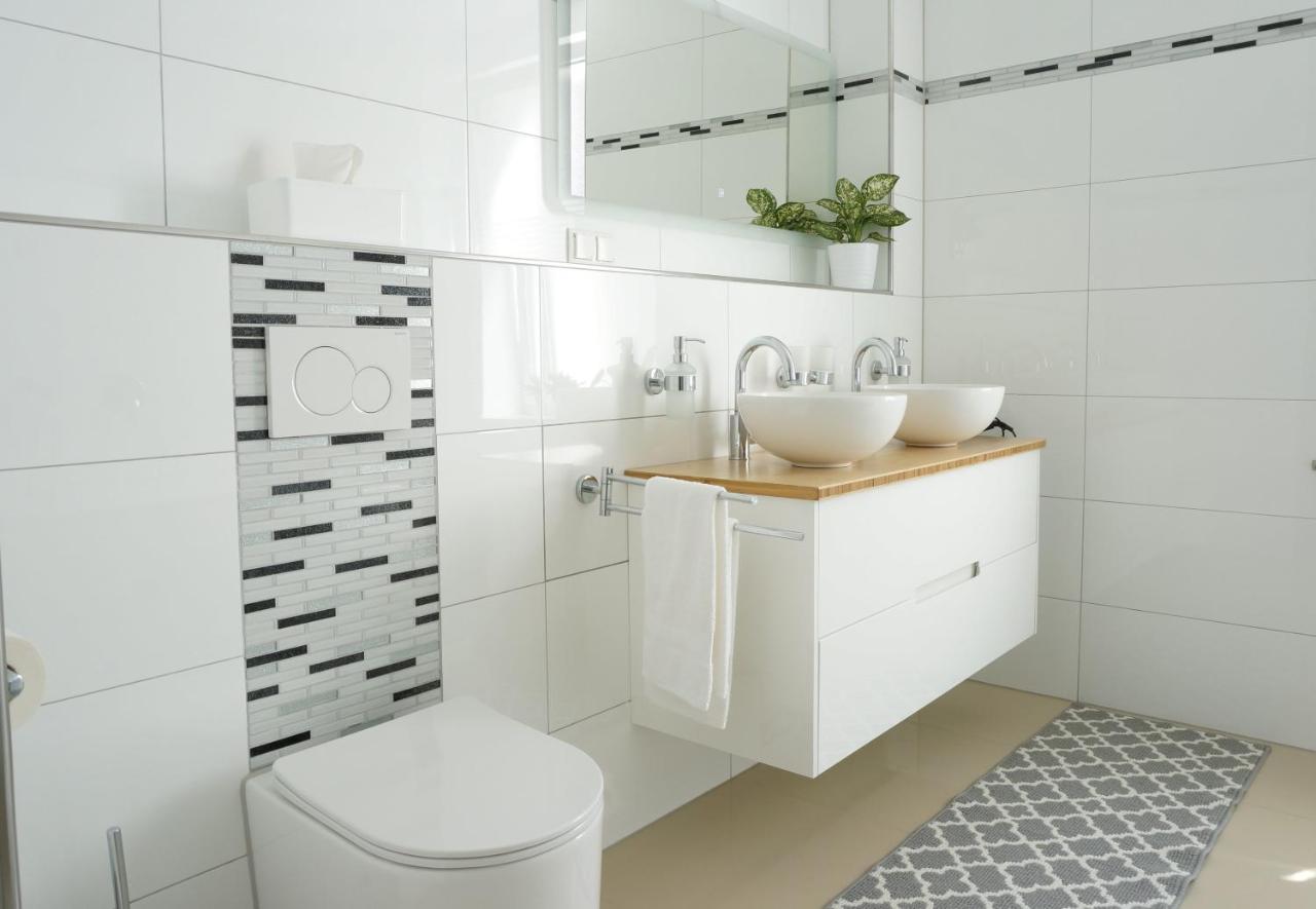 Mein Apartment Flowers Mit Kamin, Bis 10 Personen Frankenthal  Kültér fotó