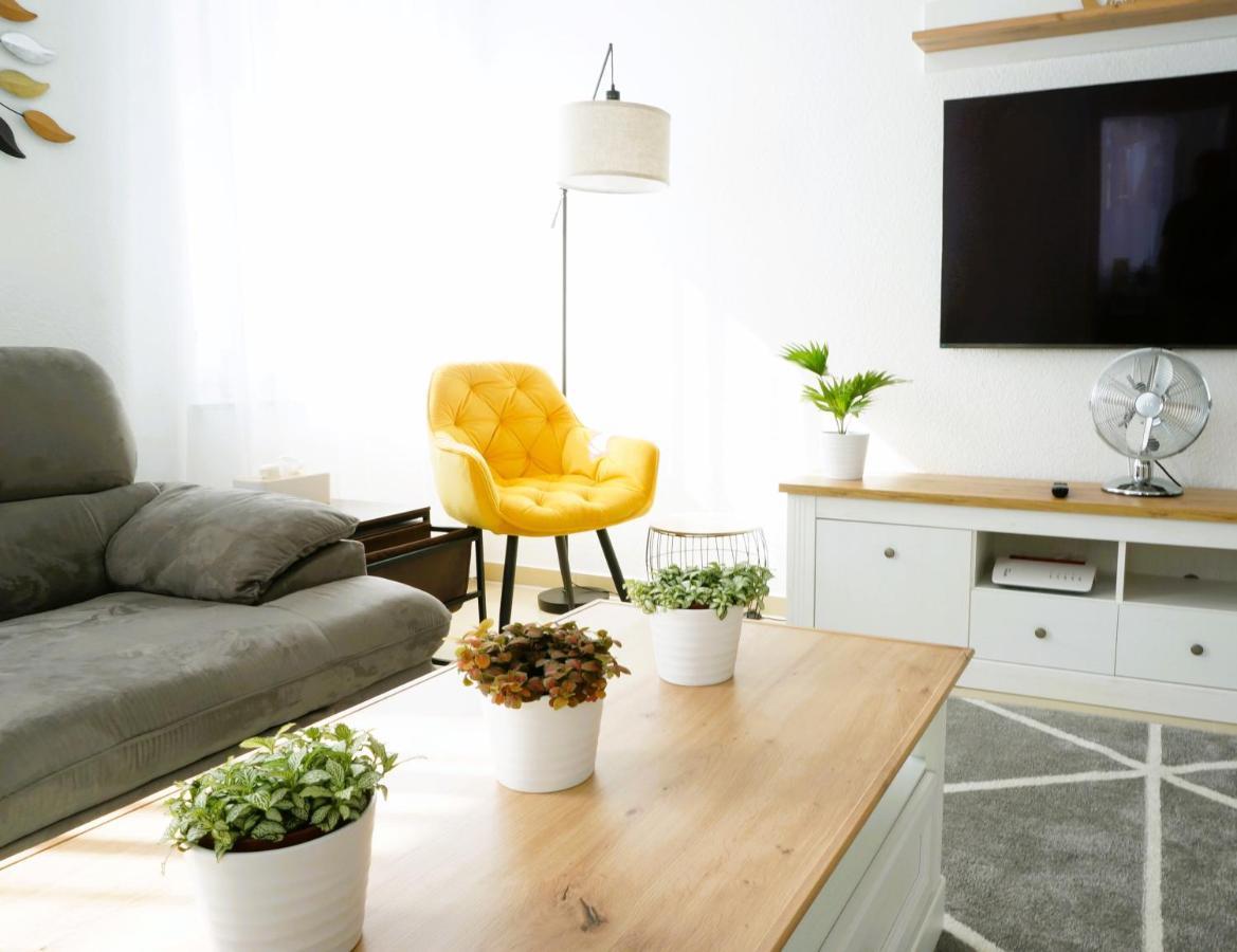 Mein Apartment Flowers Mit Kamin, Bis 10 Personen Frankenthal  Kültér fotó