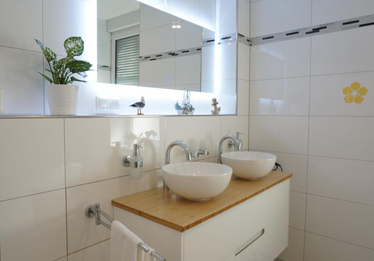 Mein Apartment Flowers Mit Kamin, Bis 10 Personen Frankenthal  Kültér fotó