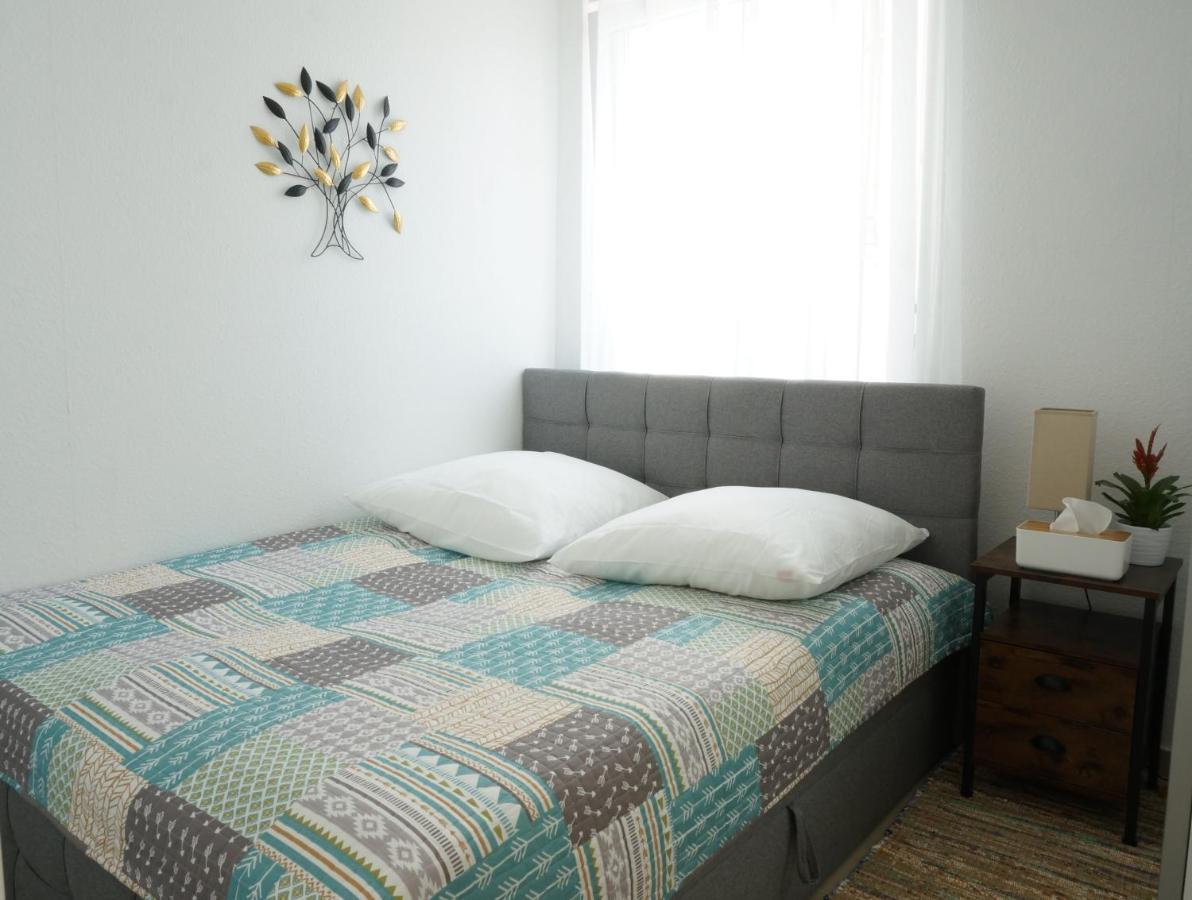 Mein Apartment Flowers Mit Kamin, Bis 10 Personen Frankenthal  Kültér fotó