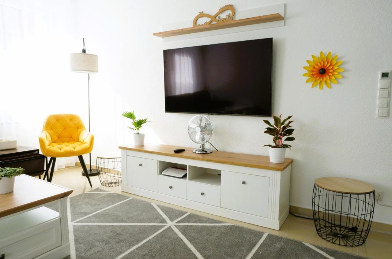 Mein Apartment Flowers Mit Kamin, Bis 10 Personen Frankenthal  Kültér fotó